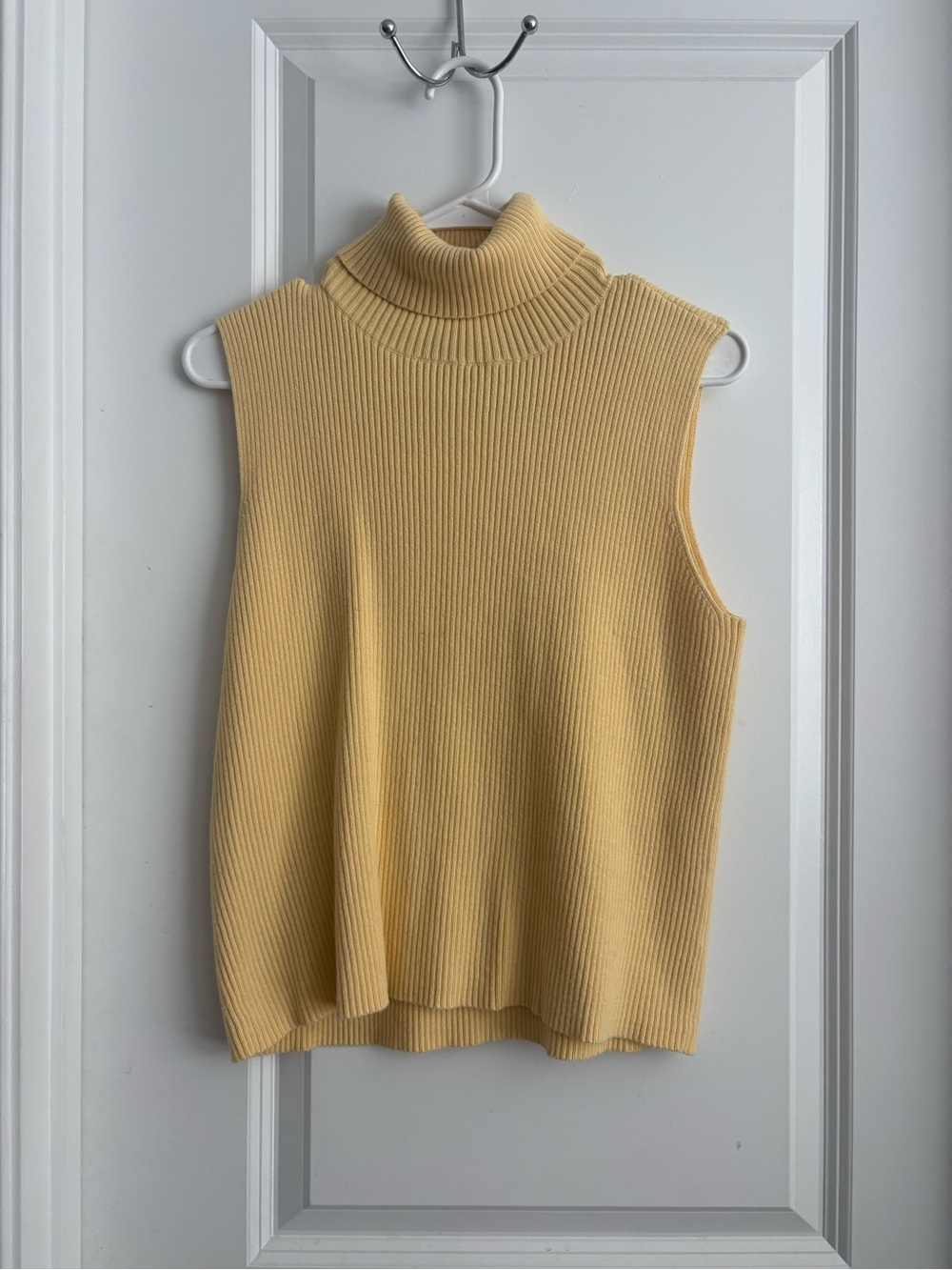 Liz Claiborne Sleeveless Turtleneck Sweater Vest - Yellow